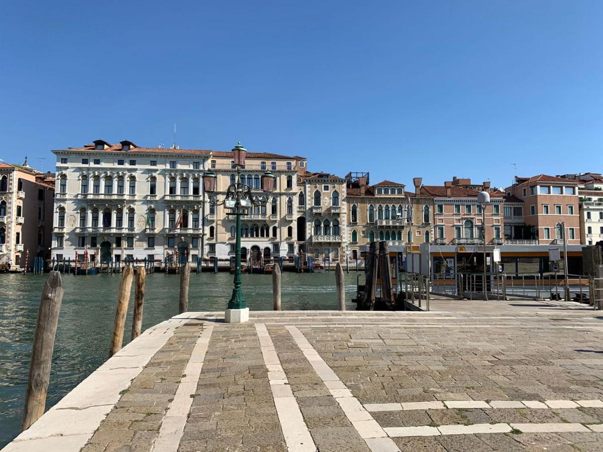 Ca' del Squero vicino alla Salute Venecia Exterior foto